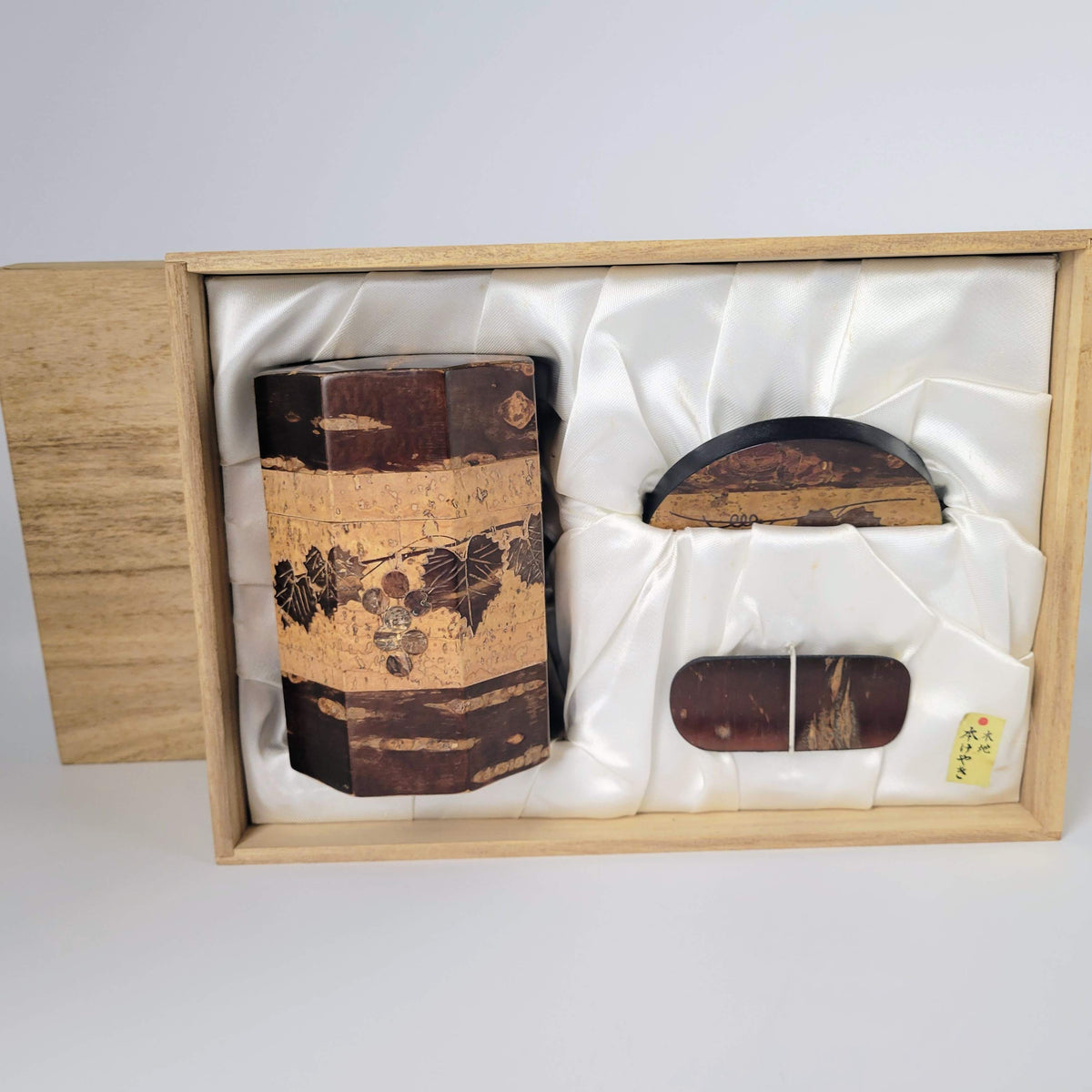 Japanse theebus chazutsu - Sakura Kawa - Druivenmotief - Driedelige Set