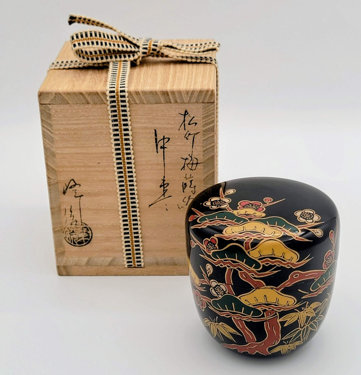 Matcha natsume with Shochikubai motif 松竹梅 Sakata Minetosh